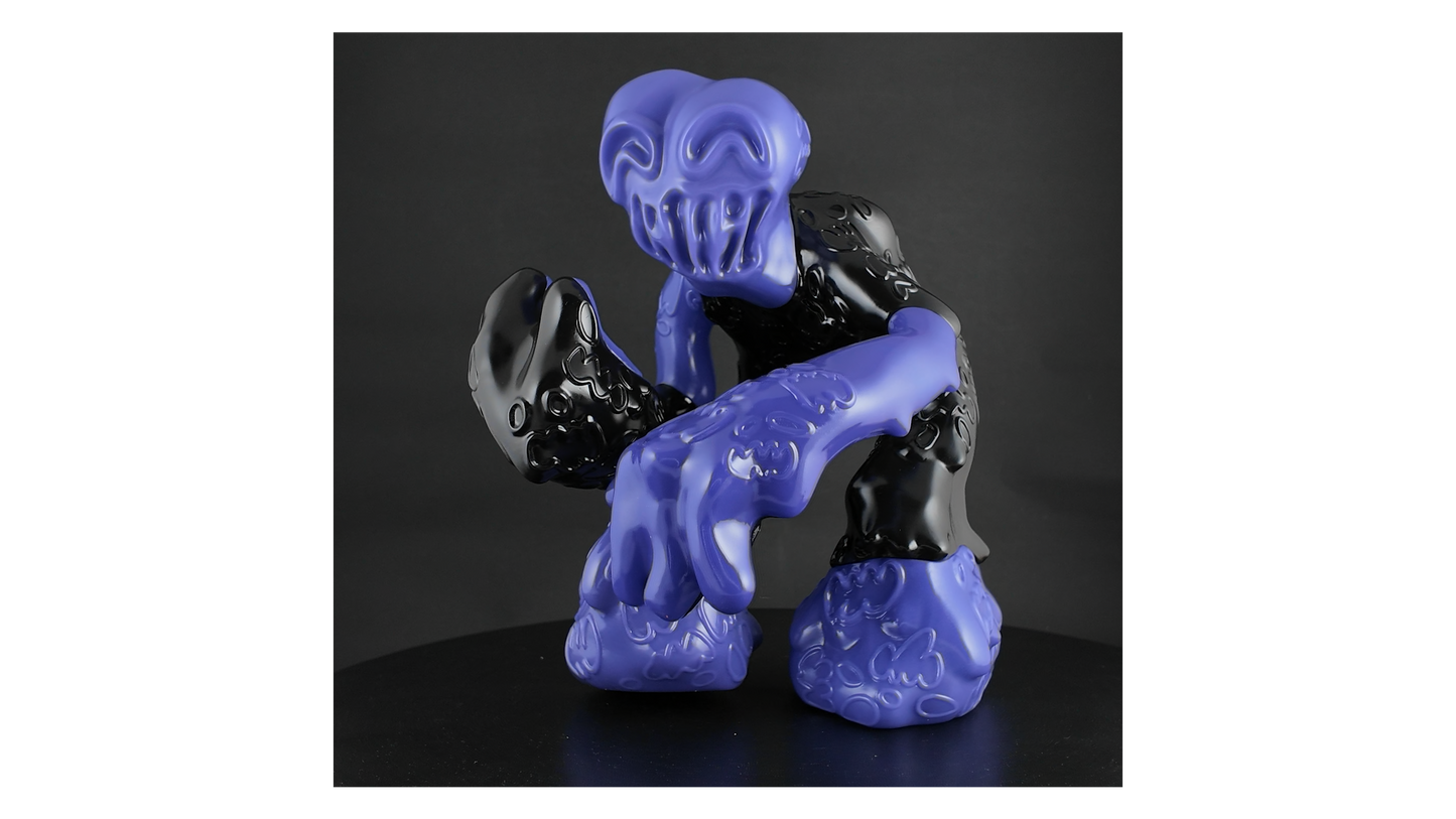 Toy Box Black Purple Mega Demon sofubi