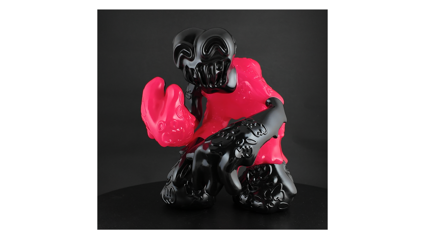 Toy Box Pink Black Mega Demon sofubi